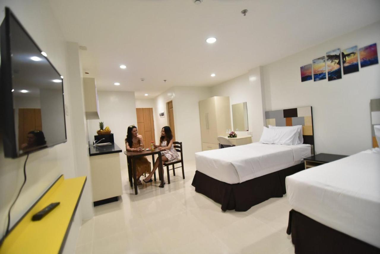 Holiday Oceanview Residences And Resort Samal Εξωτερικό φωτογραφία